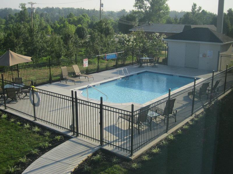 Baymont By Wyndham Madisonville Facilidades foto